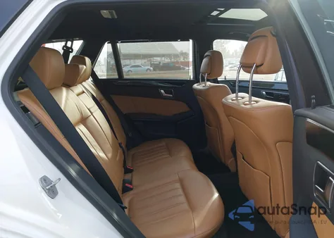 2013 Mercedes-Benz E 350 4Matic z USA, uszkodzony, nr VIN WDDHH8JB8DA705712